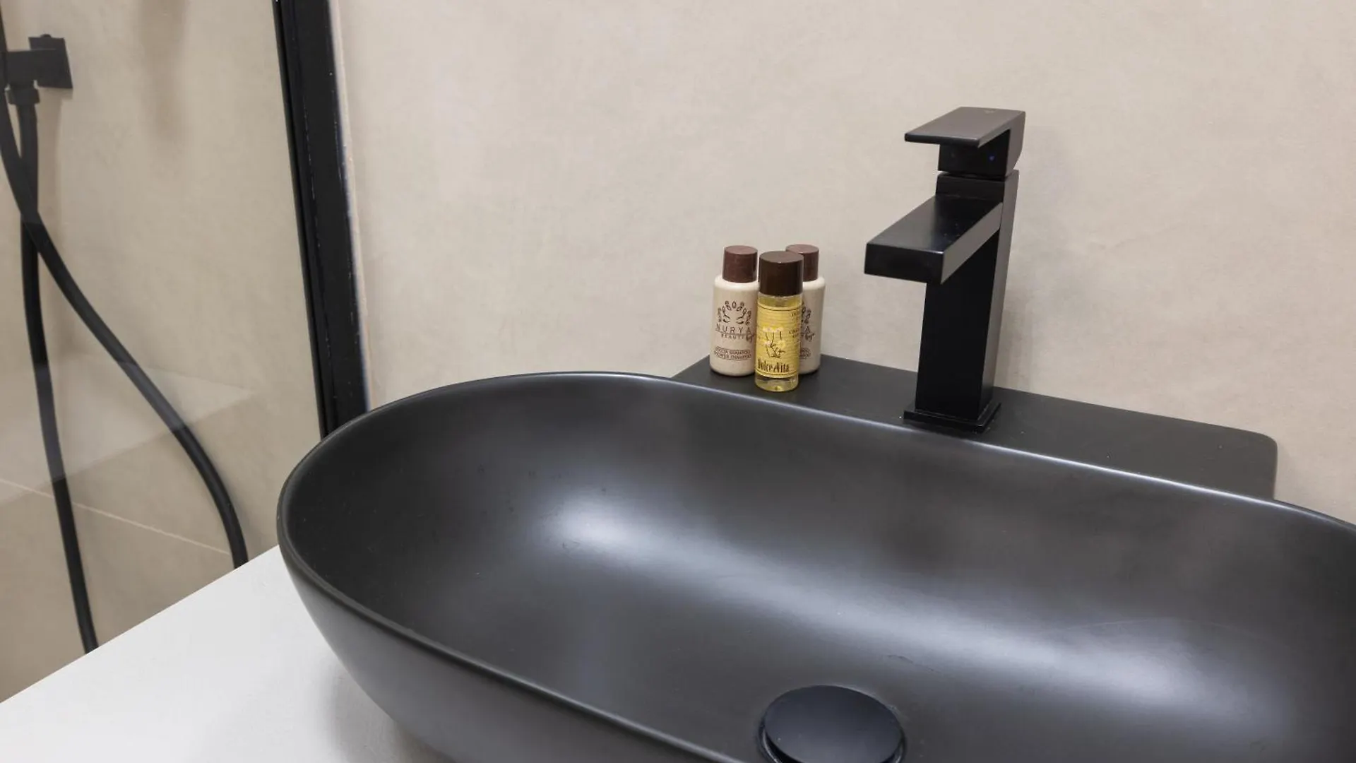 Luxury Station Suite Bologna