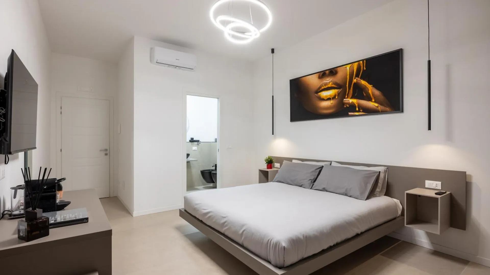 Guest house Luxury Station Suite Bologna Italy