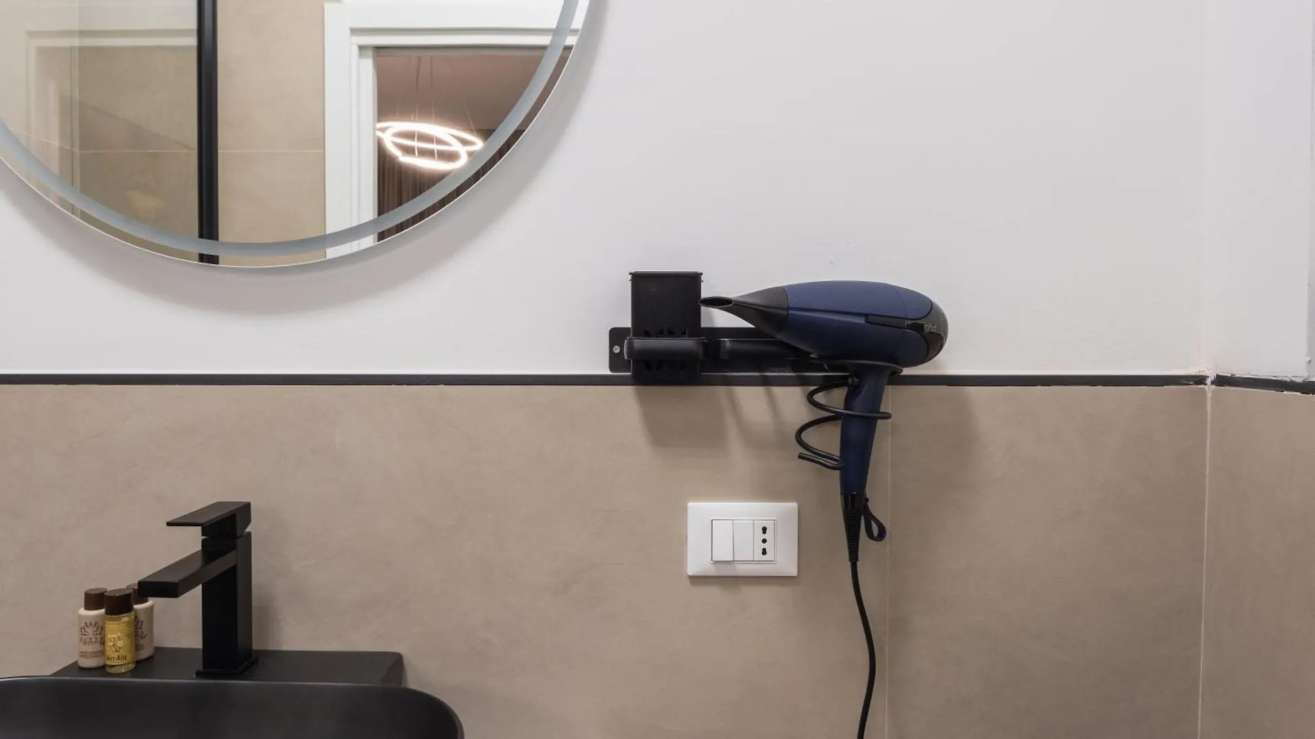 Luxury Station Suite Bologna